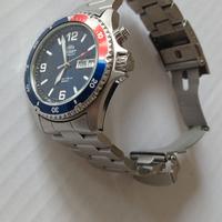 Orient mako 1 pepsi