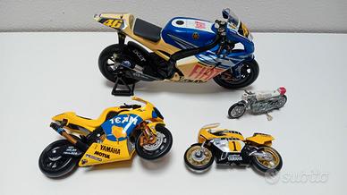 Lotto 4 Modellini Moto