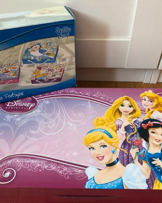 Disney NUOVI: portagioie , specchio Principesse