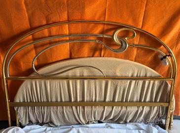 Letto matrimoniale metallo dorato Porro & Porro