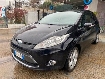 Ford Fiesta 1.4 3 porte Bz.- GPL Titanium