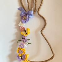 Il coniglio fiorito lavorazione uncinetto a mano