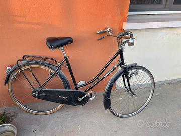 Bicicletta con freni a bacchetta