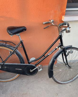 Bicicletta con freni a bacchetta