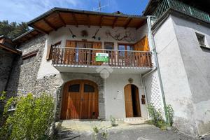 CASA SEMINDIPENDENTE A SAMPEYRE