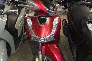 Honda SH 150 ABS 2022 ESAMINO PERMUTA - FINANZIAME