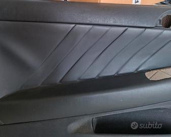 pannello in pelle nera Alfa GT -147 3 porte