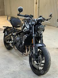 Triumph Trident 660