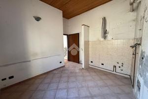 2 LOCALI A VAPRIO D'ADDA