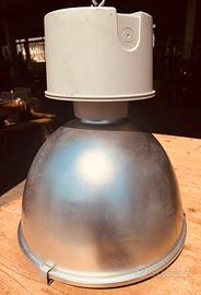 Lampade capannone