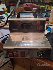 FERRO DA STIRO A VAPORE PVT 05