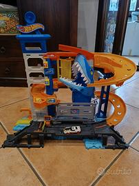 Hot Wheels City - Shark Beach Battle 