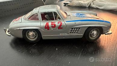 Mercedes-Benz 300 SL "Gullwing" (1954) Bburago