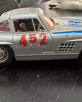 Mercedes-Benz 300 SL "Gullwing" (1954) Bburago