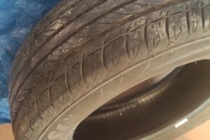 cerchi e gomme invernali Toyota Yaris