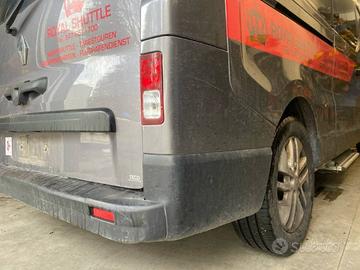 PARAURTI POSTERIORE PER TRAFIC III X82 2019