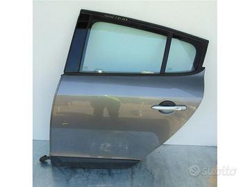 821010108R PORTA POSTERIORE SX RENAULT MEGANE III 