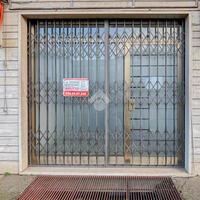 NEGOZIO A TRAVAGLIATO