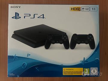 Playstation 4 Slim 1TB Nera + 2 controller