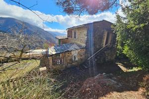 RUSTICO A MOLINI DI TRIORA