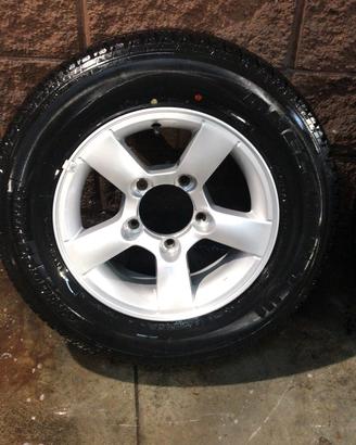4 cerchi in lega Suzuki Jimny con pneumatici