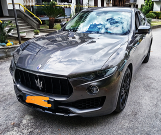 Maserati levante 3.0 benz. 430 CV motore Ferrari