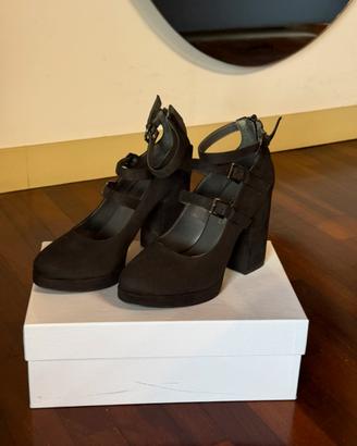 Tacchi neri in vera pelle