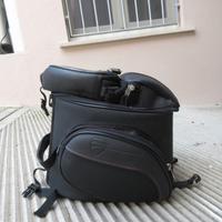 borsa da serbatoio con ganci