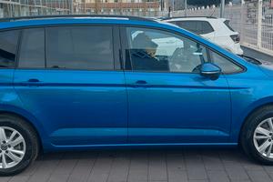 Volkswagen Touran del 2023 benzina