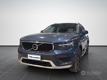 VOLVO XC40 1.5 t3 Momentum 163cv auto my21
