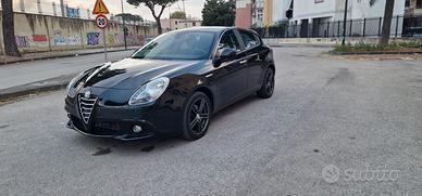 Alfa Romeo Giulietta 1.6 JTDm-2 105 CV Exclusive F