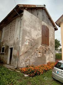 Fienile (Stavolo) in zona montana