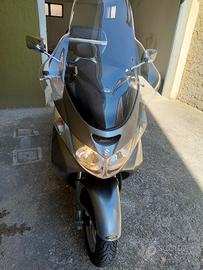 scooter Burgman 400