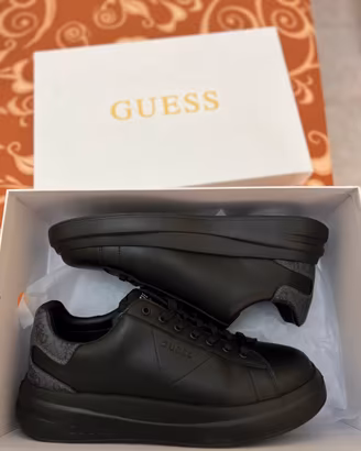 Scarpe guess
