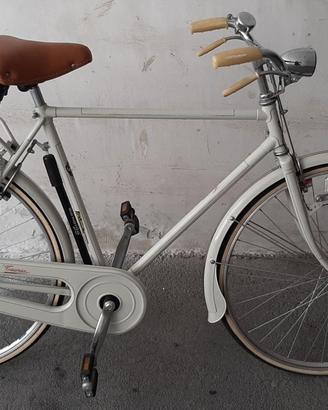Bicicletta in stile vintage retrò