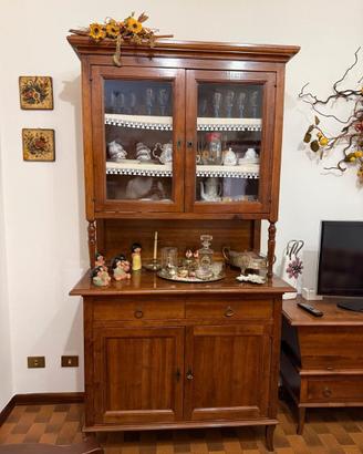 TAVOLO CON 4 SEDIE E CREDENZA IN LEGNO MASSELLO