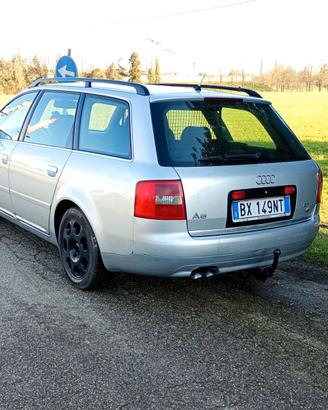Audi A6 2.5 TDI V6 155 cv