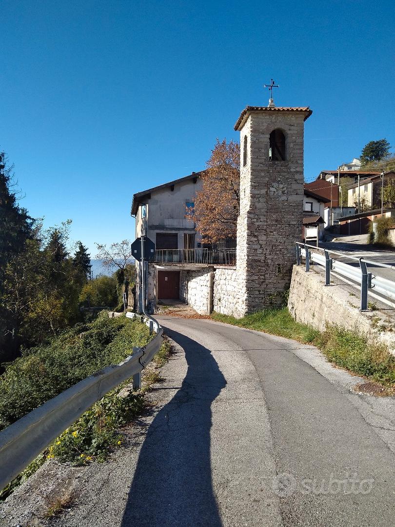 privato vende casa indipendente e terreno bosch - Vista 3