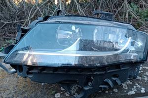 Faro anteriore sinistro Audi A4 Avant 2009
