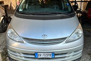 Toyota previa 2001
