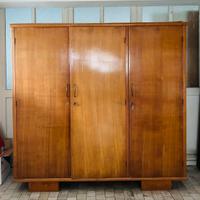 Armadio in legno