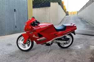 CAGIVA FRECCIA C12.   125