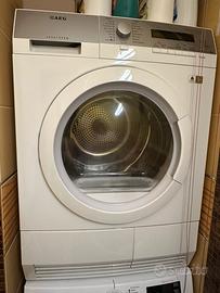 Asciugatrice aeg