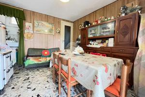 CASA SEMINDIPENDENTE A VALGIOIE