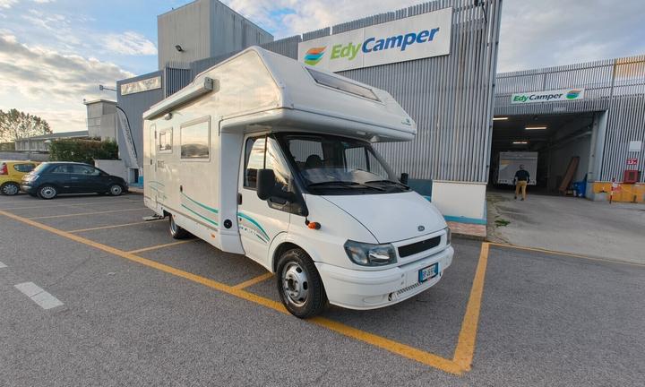 Elnagh DORAL MANSARDATO CON DOPPIA DINETTE CAMPER