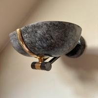 Applique in metallo effetto marmo nero