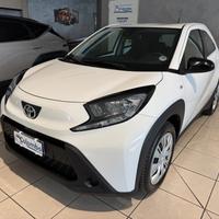 Toyota Aygo X 1.0 Active 72cv App conn Cam 17" (N
