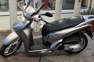 Honda SH 300 - 2017 abs