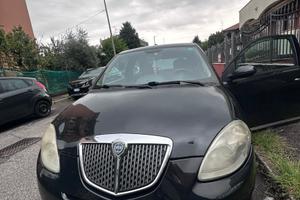 Lancia y benzina gpl