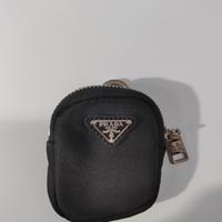 Mini pouch Prada in re-nylon